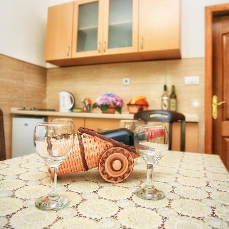 Apartments Maxi Katic แฮร์เซ็ก-โนวี ภายนอก รูปภาพ
